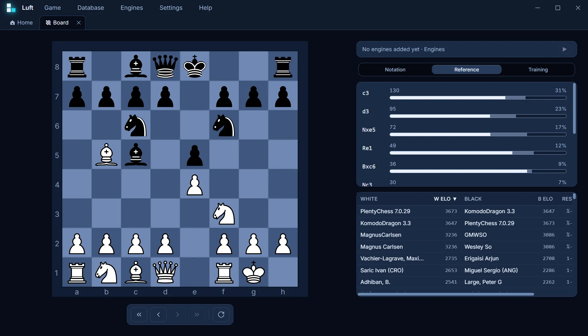 Luft showing the board with the opening explorer and the games list